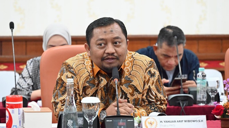 Air Keras untuk Aktivis, DPR: Ini Teror Demokrasi!