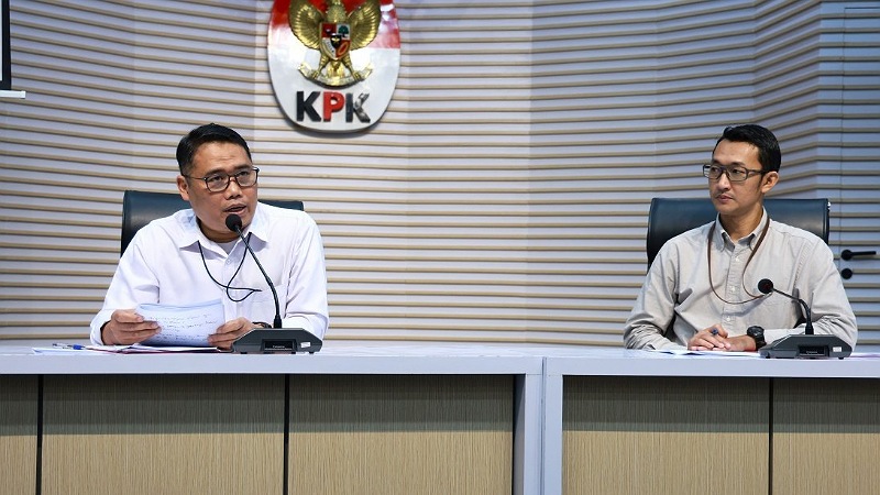 Diduga Nikmati Rp19 Miliar dari Proyek Outsourcing, KPK Tahan Bupati Pekalongan