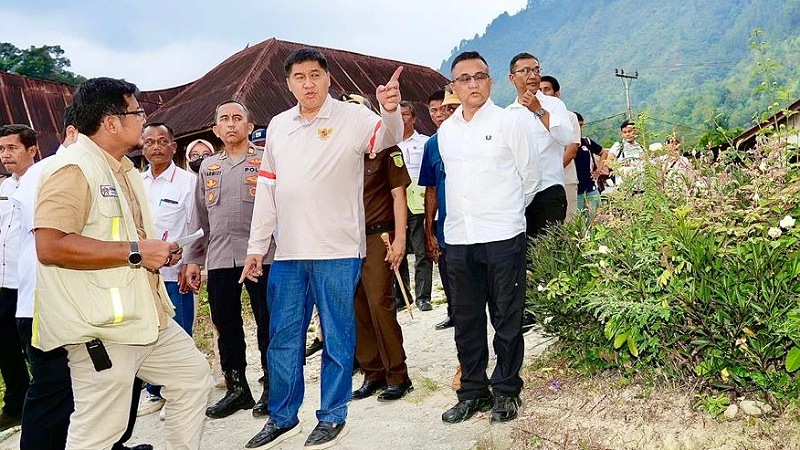 Samosir Diguyur Rp22,6M! Rumah Warga Dibedah, Kawasan Kumuh Disikat