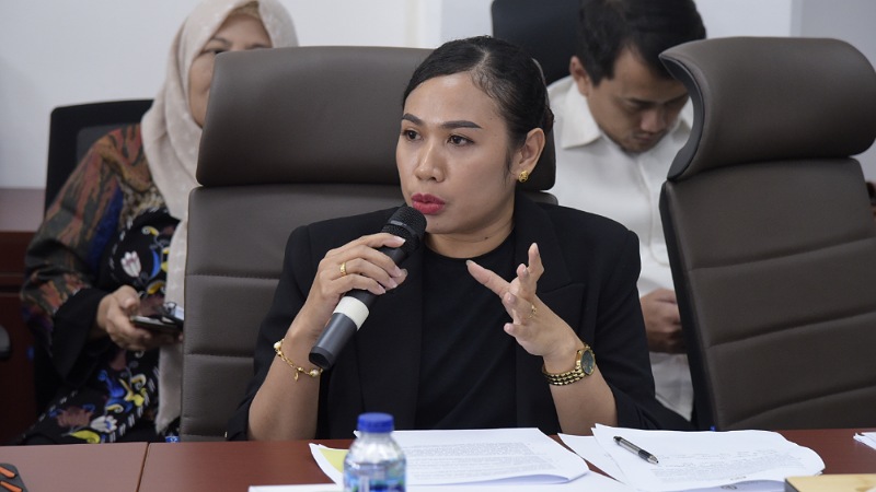 Anggota Komisi XII DPR RI, Cheroline Chrisye Makalew - Humas DPR -