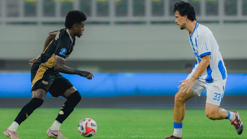 Drama 4 Gol di Banten! Persib Bangkit dari Tekanan, Tahan Dewa United 2-2