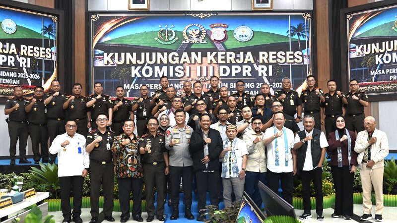 Komisi III: Pengguna Narkoba Direhab, Bandar Diburu Habis—KUHP Baru Jadi Senjata