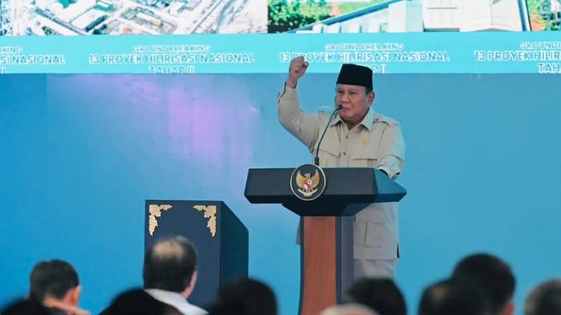 Prabowo Gebrak! Uang Negara Harus Kembali ke Rakyat, MBG Senjata Utama
