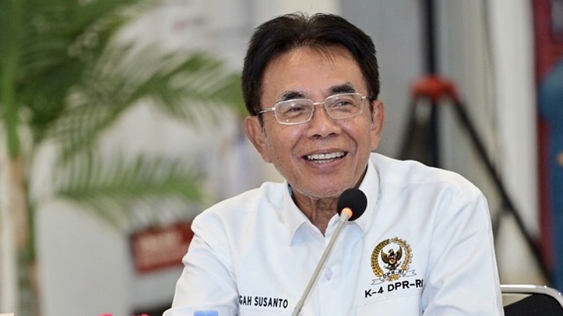 Stok Beras Melimpah, Harga Tetap Melonjak! DPR Sentil Bulog: Ada yang Tak Beres