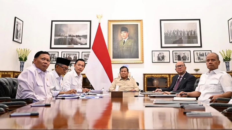 Pemerintah Siapkan Benteng Raksasa Hadapi Rob dan Penurunan Tanah Pantura