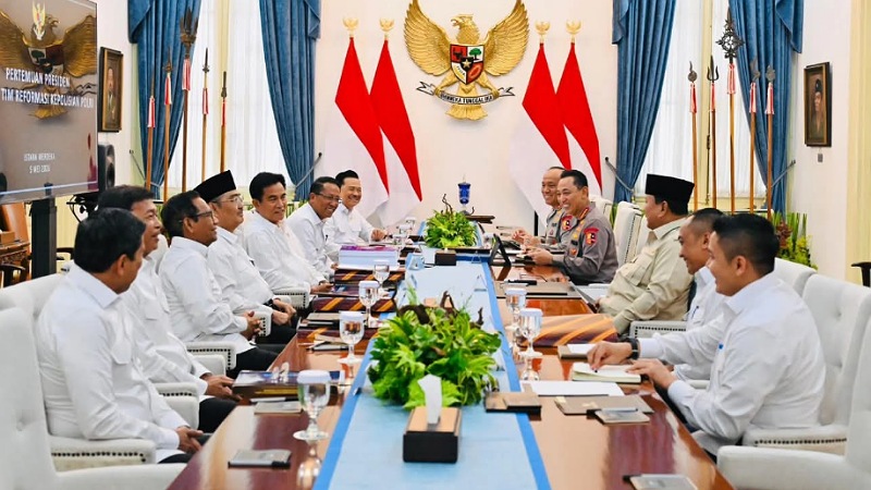 Prabowo Putuskan Mekanisme Kapolri Tetap Lewat DPR: Tak Perlu Diubah!