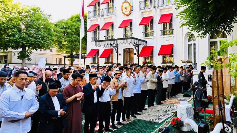 Iduladha di Paris, Prabowo Rayakan Kebersamaan dengan Diaspora Indonesia