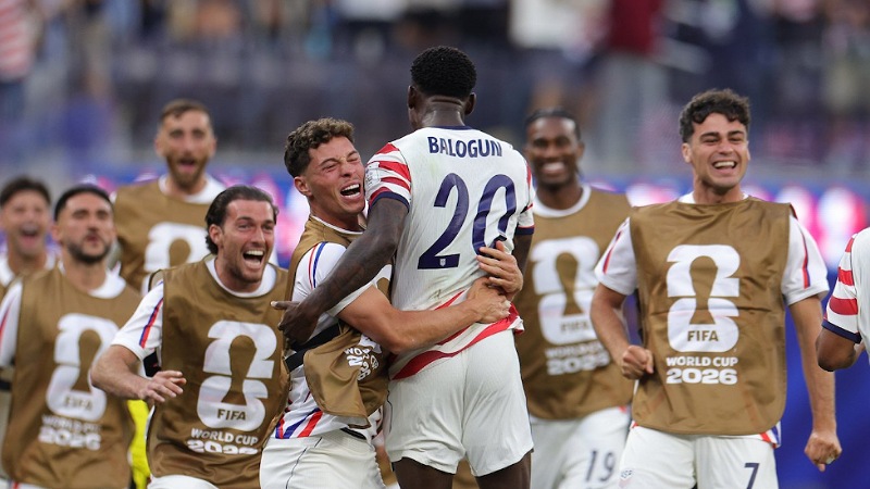 Pesta Gol Tuan Rumah! Amerika Hajar Paraguay 4-1, Balogun Menggila!