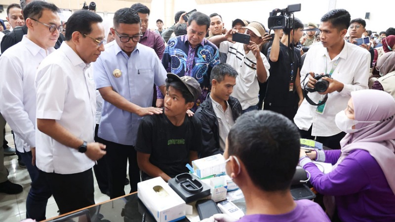 CKG Banten Tembus 5,93 Juta, Wamenkes Apresiasi Gerak Cepat Andra Soni