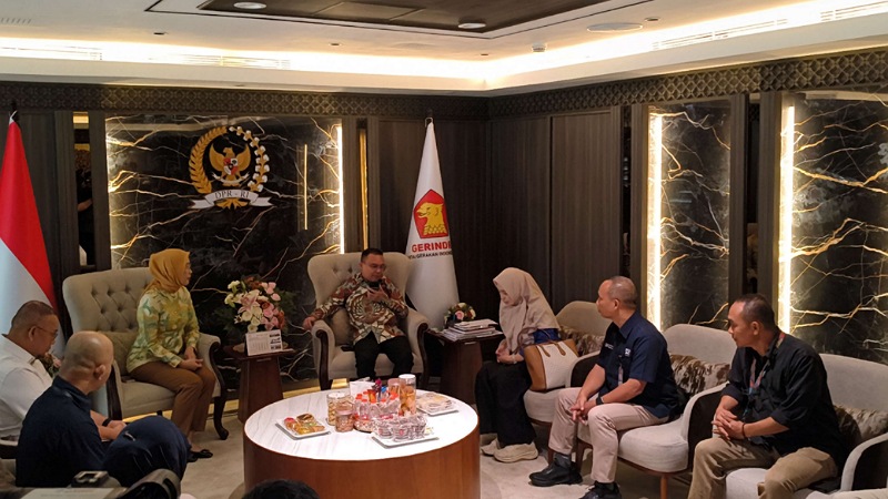 Wakil Ketua DPR RI Sufmi Dasco Ahmad menggelar audiensi bersama karyawan PT Pos Indonesia yang mengalami persoalan keterlambatan pembayaran gaji. - Foto: Dok. BeritaNasional -