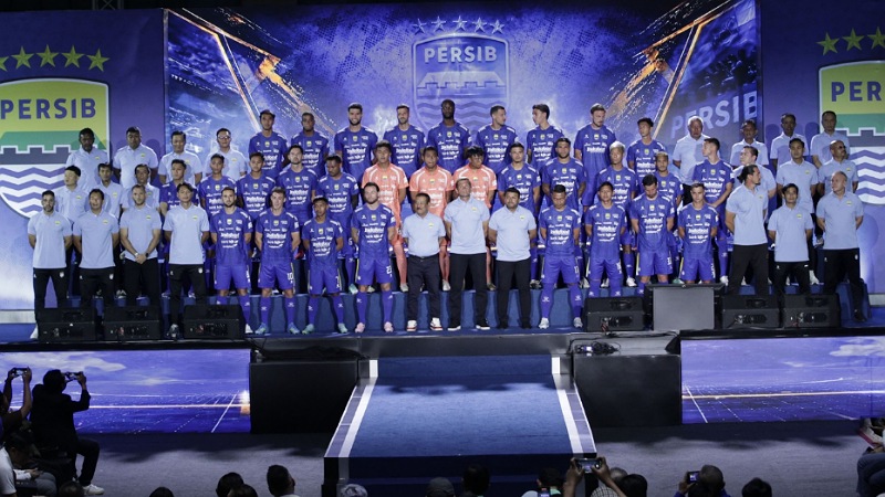 PERSIB resmi memperkenalkan jersey yang akan digunakan untuk mengarungi kompetisi Super League musim 2026/27. - Foto: Dok. Persib -