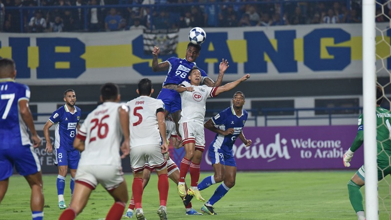 Ramon Tanque Tak Masalah Main di SJH, Tapi Rindu Dukungan Bobotoh