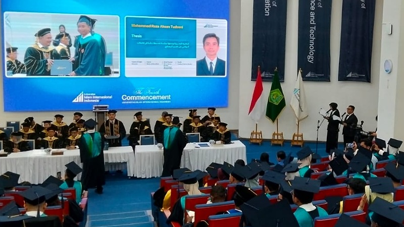 UIII Cetak Sejarah, 34 Doktor Perdana dari 22 Negara Lulus dalam Wisuda Angkatan 2026