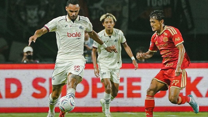 Babak Pertama: Jeremejeff Borong Dua Gol, Persija Ungguli Arema FC 2-0