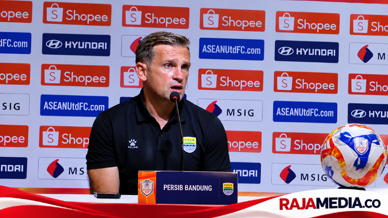 Pelatih PERSIB Bandung Igor Tolic - RMN -