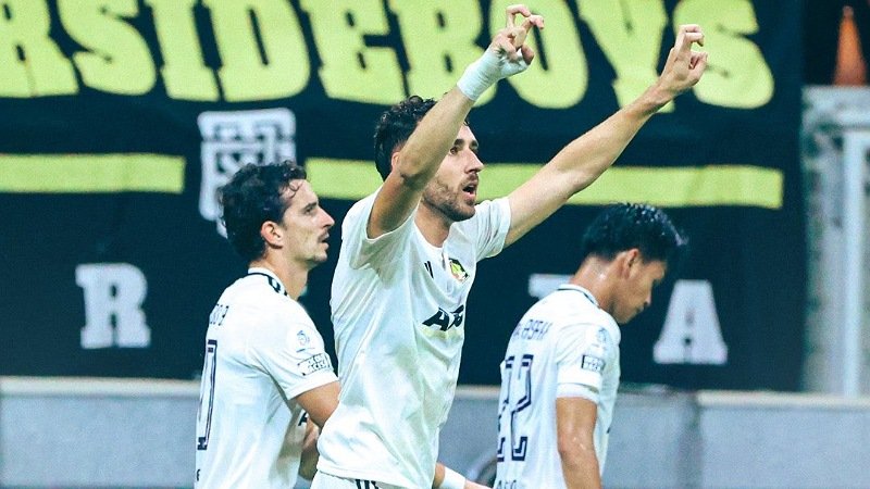 Persik Kediri bikin kejutan di babak pertama, kalahkan Persija 1-0 di JIS - Foto: X Persik Kediri -