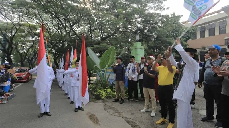 Wakil Walikota Tangerang Sachrudin melepas peserta kirab remaja/Repro