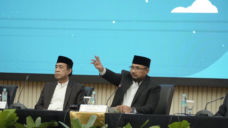 Menteri Agama Yaqut Cholil Qoumas saat memimpin Sidang Isbat (penetapan) 1 Syawal 1444H. (Dok. Kemenag)