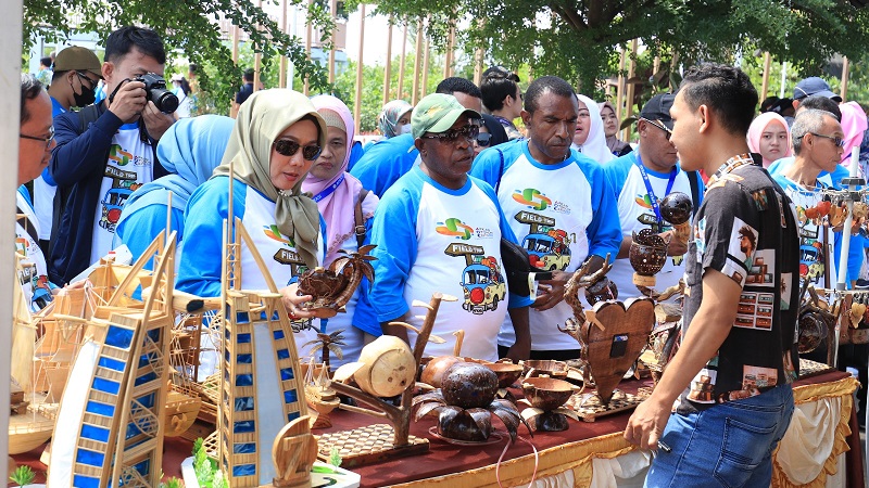 Kunjungan peserta APKASI ke Kawasan Wisata Ketapang Urban Aquaculture di Desa Ketapang. (Foto: Dok Pemkab)