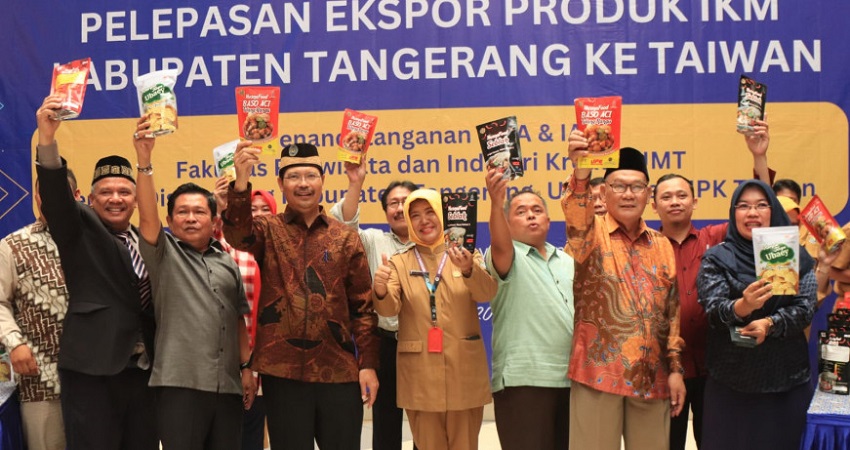 Pelepasan ekspor produk IKM Kabupaten Tangerang ke Taiwan. (Foto: Dok Pemkab)