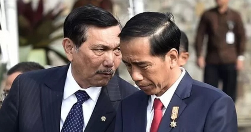 enko Marves Luhut Binsar Pandjaitan bersama dengan Presiden Joko Widodo (Foto: ANTARA)