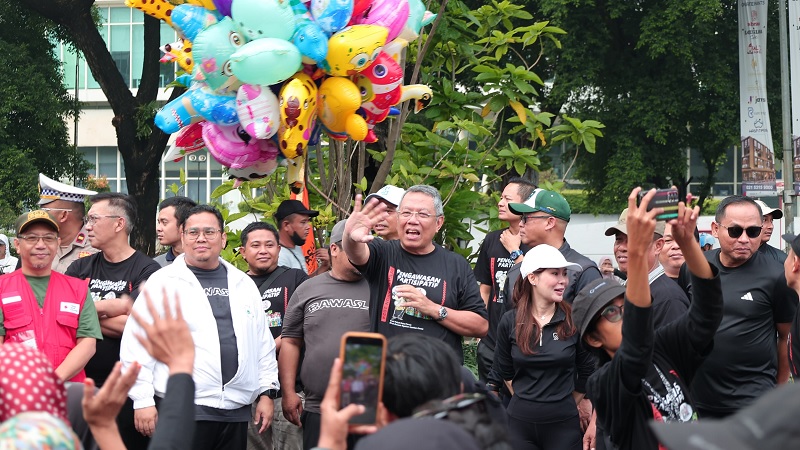 Acara Gebyar Pengawasan Pemilu di Area Car Free Day Teras Kota Serpong, Minggu (10/12). (Foto: Dok Pemkot)