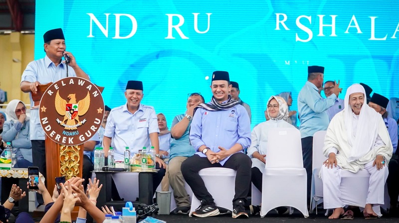 Capres nomor urut 02 Prabowo Subianto di acara Relawan Ndaru Bersalawat di Kota Serang. (Foto: Ist)