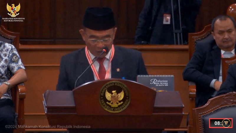 Menteri Koordinator (Menko) Bidang Pembangunan Manusia dan Kebudayaan (PMK) Muhadjir Effendy.  (Foto: Youtube MK)