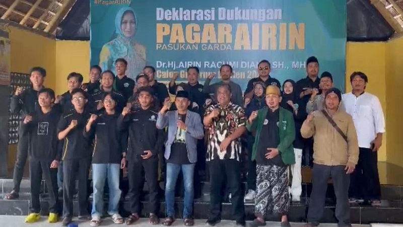 Pasukan Garda Airin mendeklarasikan dukungan kepada Airin Rachmi Diany di Pilgub Banten. [Foto: AMR/RMB]