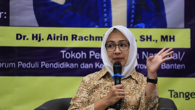 Airin Rachmi Diany saat menjadi narasumber di Kampus UNIPI Kabupaten Tangerang. [Foto: Ist/RMB]