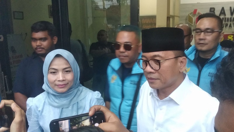 Jawab Laporan Dugaan Money Politik! Ratu Zakiyah Datangi Bawaslu Kabupaten Serang