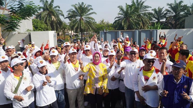 Relawan Cobra Tangsel siap memenangkan pasangan Airin- Ade di Pilgub Banten, dan Ben -Pilar di Pilkada  Tangsel. [Foto: AMR/RMN]