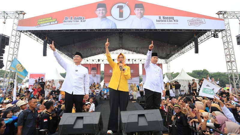 Andika-Nanang Gelorakan Kemajuan Kabupaten Serang di Tengah Ribuan Masa Kampanye