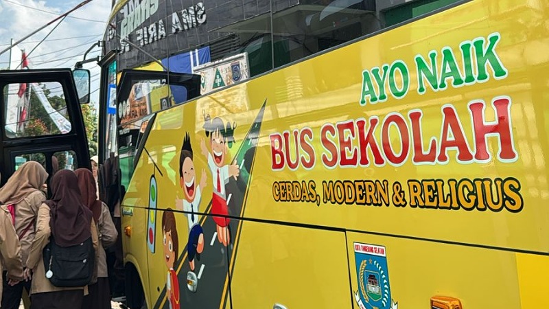 Bus sekollah Kota Tangsel. [Foto: Dok Pemkot Tangsel/RMB]