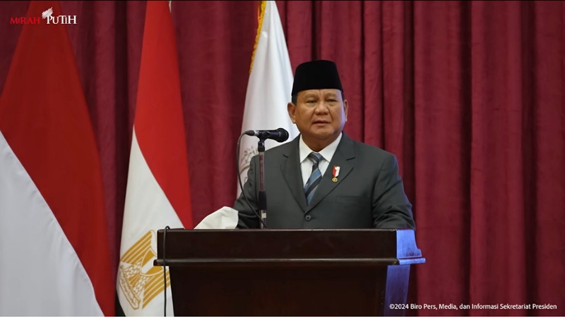 Presiden Prabowo Subianto saat berpidato depan mahasiswa Indonesia di Universitas Al Azhar, Mesir. [Foto: YouTube Sekretariat Presiden/RMB]