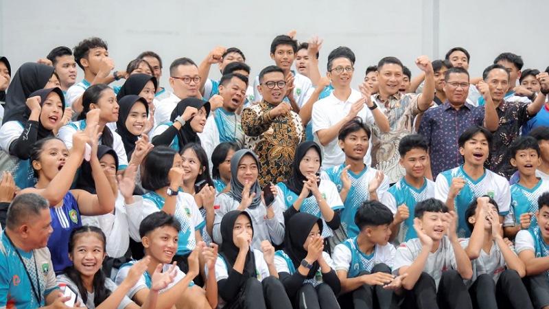 Tinjau Latihan Popnas 2025, Gubernur Andra Soni: Bangun Mental Juara!