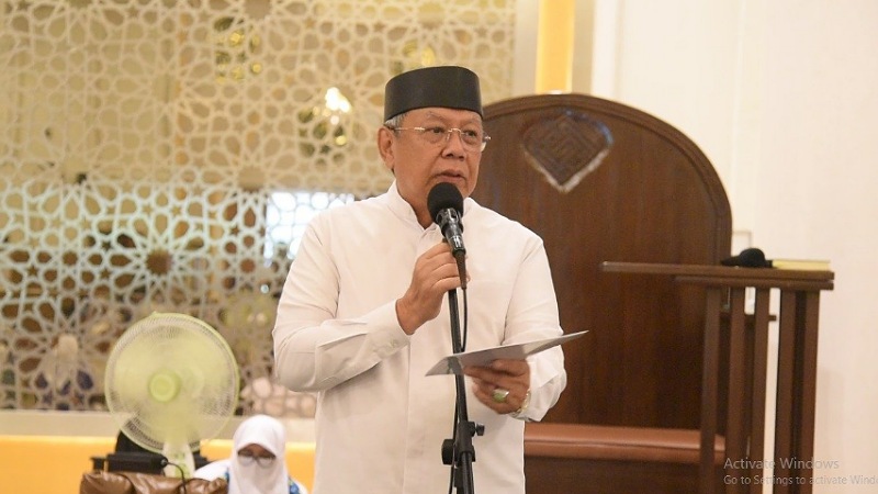Wali Kota Tangsel Benyamin Davnie menyampaikan majelis taklim tak sekadar tempat ngaji. Tapi juga ruang pembinaan karakter, pencerdasan spiritual, dan penguatan nilai sosial keagamaan. - Foto: Dok Pemkot Tangsel -