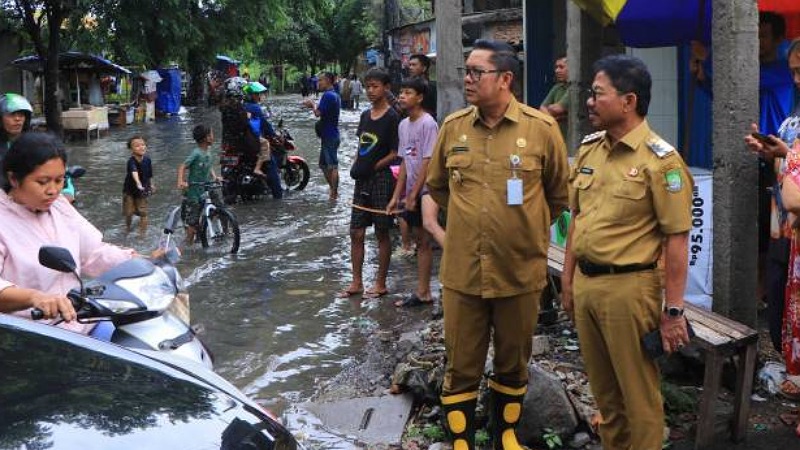 Sachrudin Perintahkan OPD Turun Langsung Tangani Banjir, Jangan Tunggu Laporan!