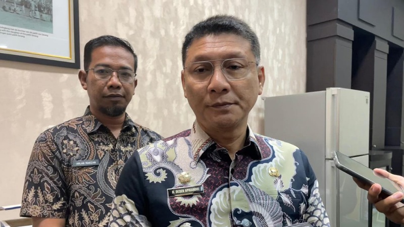 Baru 3 Bulan, Program Bang Andra Diserbu Usulan 431 Ruas Jalan Desa Sekda Banten, Deden Apriandhi Hartawan - Biro Adpimpro Banten -