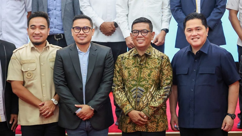 Gubernur Banten - Erick Thohir Bahas Pengembangan Sport Center & Sepak Bola Nasional
