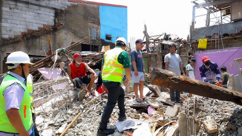 Pastikan Penanganan! Pilar Saga Tinjau Korban dan Lokasi Ledakan Gas di Pamulang