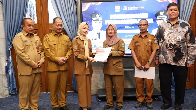 Pemprov Banten Gandeng Pemkab Serang Perkuat Bank Banten