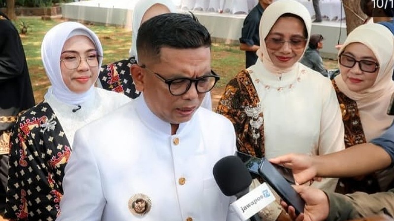 Aman dari Zat Radioaktif! Gubernur Banten Santap Udang Tambak Banten