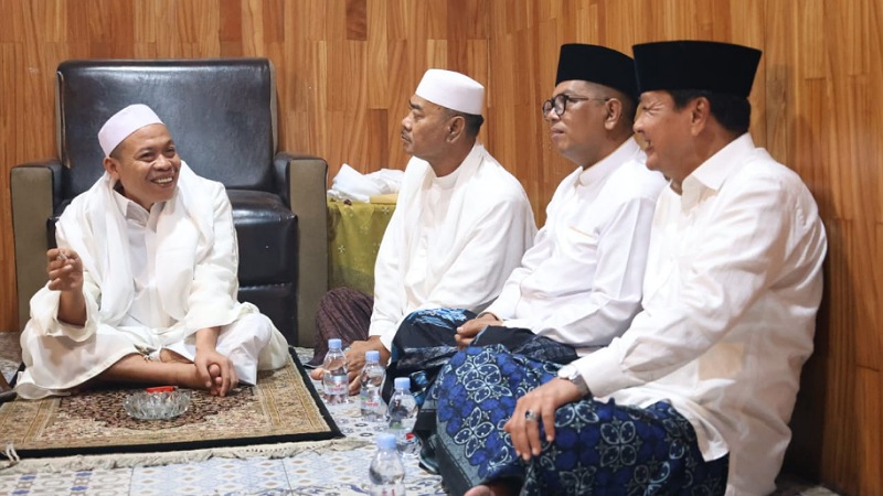 Gubernur Banten Andra Soni dan Bupati Tangerang Maesyal  Rasyid menghadiri haul akbar lke-67 Tuan Syekh Abdul Qodir Jailani - Prokopim Tangerang -