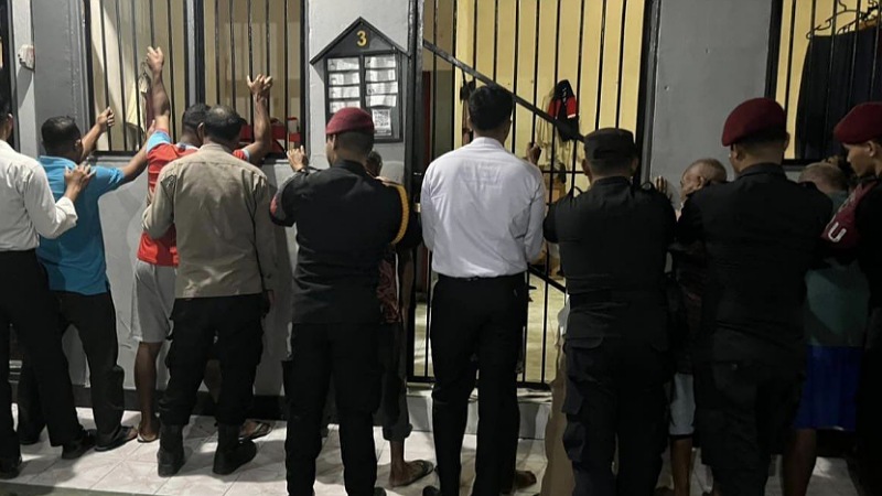 Kemenimipas Bersih-bersih Lapas: 24 Ribu Sajam dan 9 Kasus Narkoba Terbongkar!