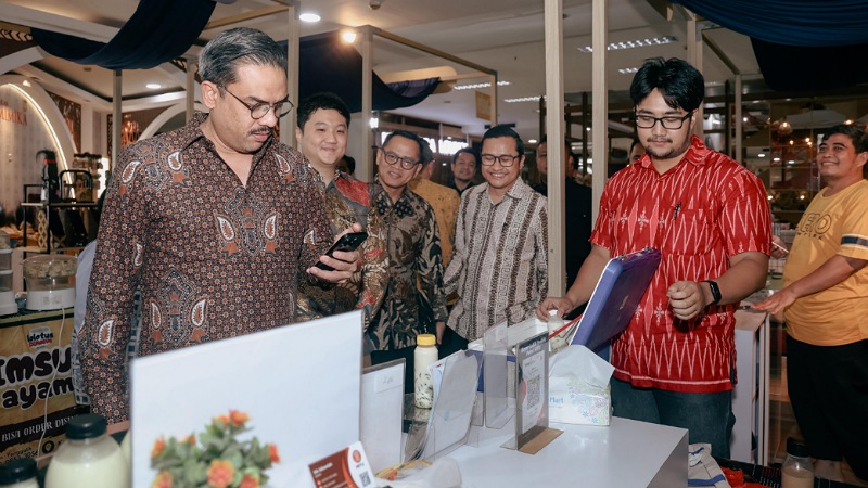 Menteri UMKM Soroti Masalah Pencairan Dana, Apresiasi Layanan Same Day Payment