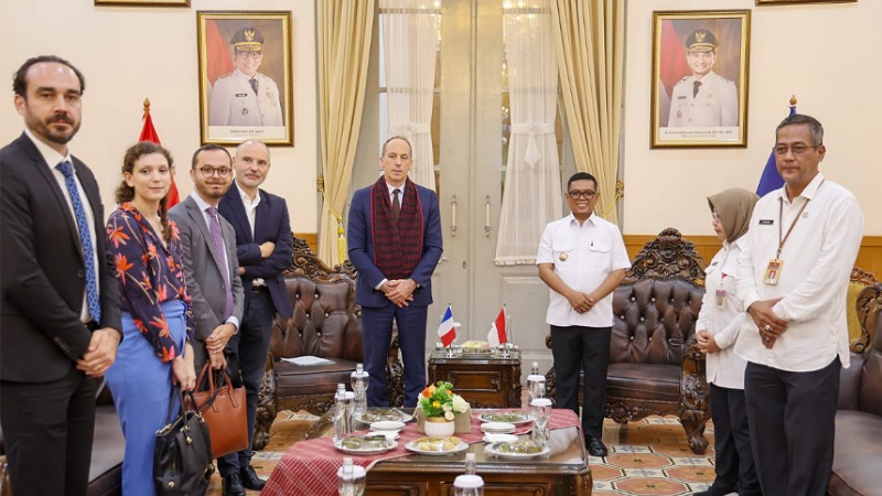 Gubernur Banten Andra Soni menerima kunjungan Duta Besar Prancis untuk Indonesia, Fabien Penone, di Gedung Negara Provinsi Banten, Kota Serang, Rabu (12/11/2025). - Biro Adpimpro Banten -