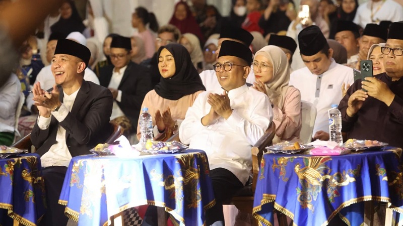 Festival Santri Lebak 2025, Andra Soni: Santri Garda Depan SDM Indonesia Emas 2045