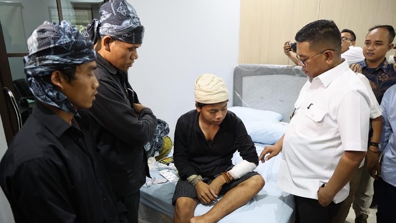 Gubernur Banten Kunjungi Warga Baduy Korban Perampokan di Jakarta!