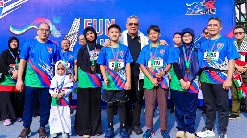 Wali Kota Tangerang Selatan Benyamin Davnie saat hadir di acara SC Fun Run for Charity 2025 - Dok Pemkot Tangsel -
